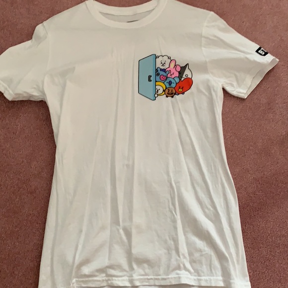 TWO Official BT21 T-Shirts - Picture 2 of 2